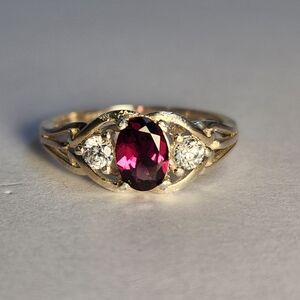VTG Raspberry Rhodolite Garnet White Topaz Three-Stone 925 Bypass Ring Sz 7